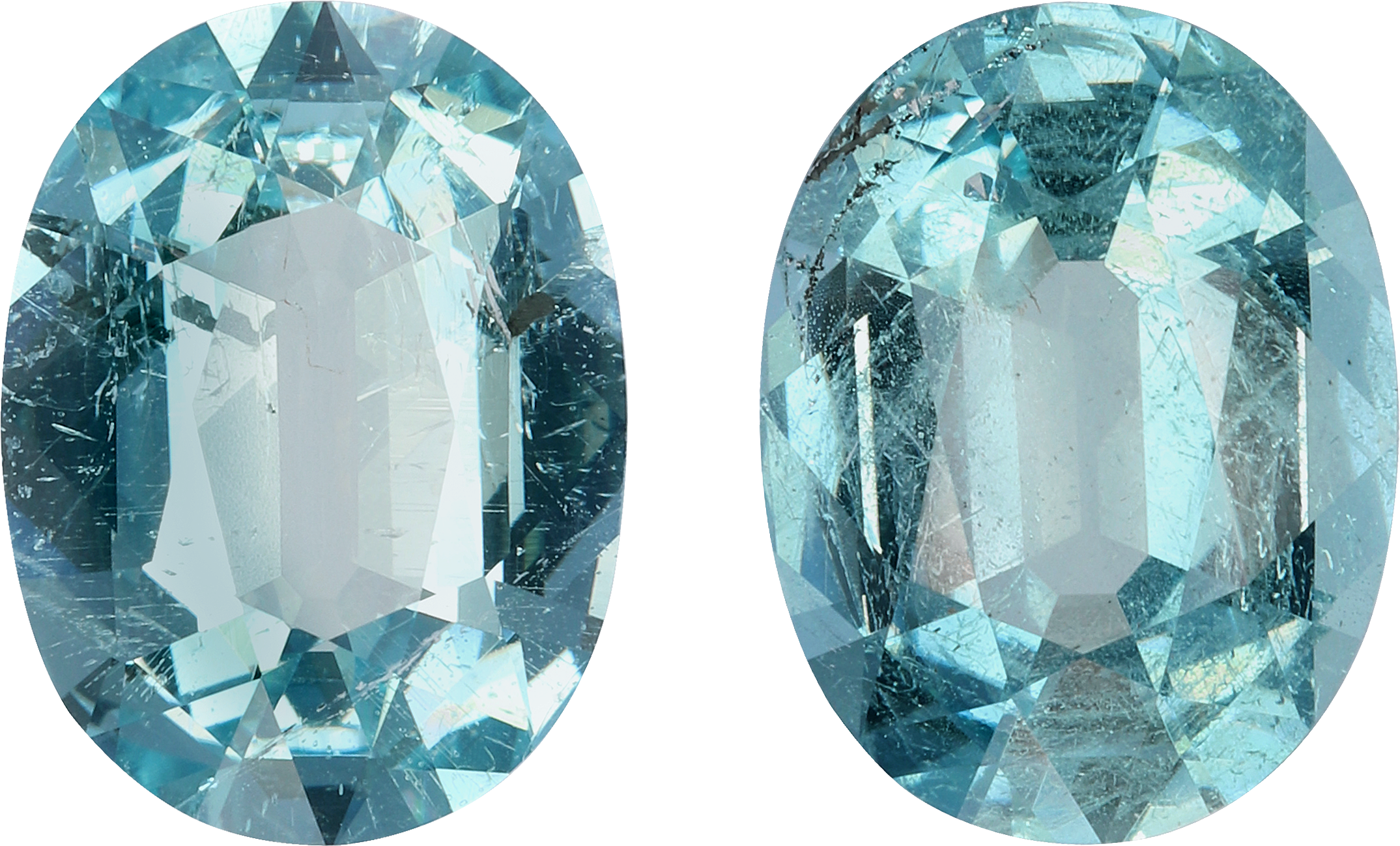 Oval cut aquamarine, 12.52 by 9.54 mm, shown at actual size