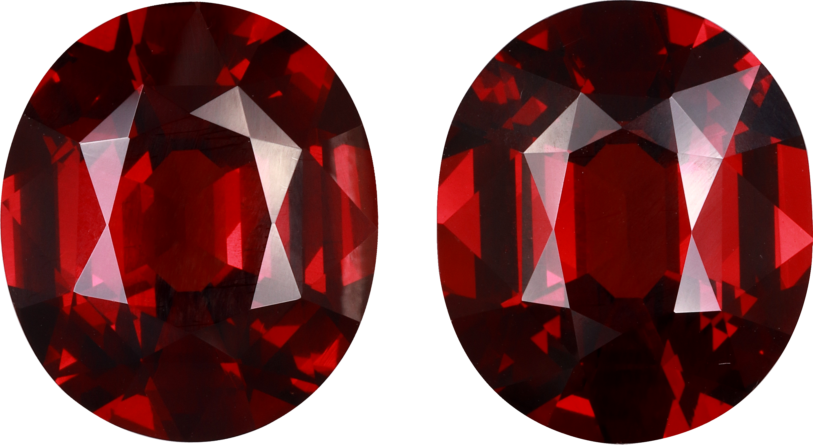 Oval cut spessartite garnet, 16.8 by 14.3 mm, shown at actual size
